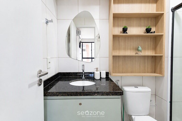 Apto. em Cond. c/ Piscina a 860m da Praia SSI0408