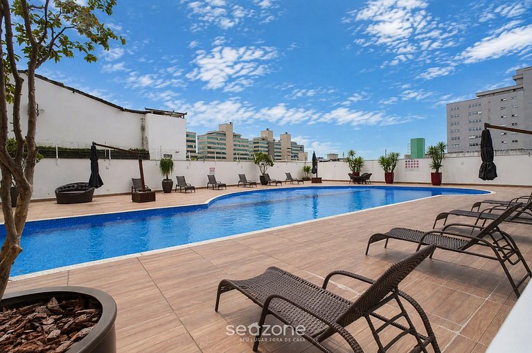 Apto. Bem localizado em Cond. c/ Piscina CES0802