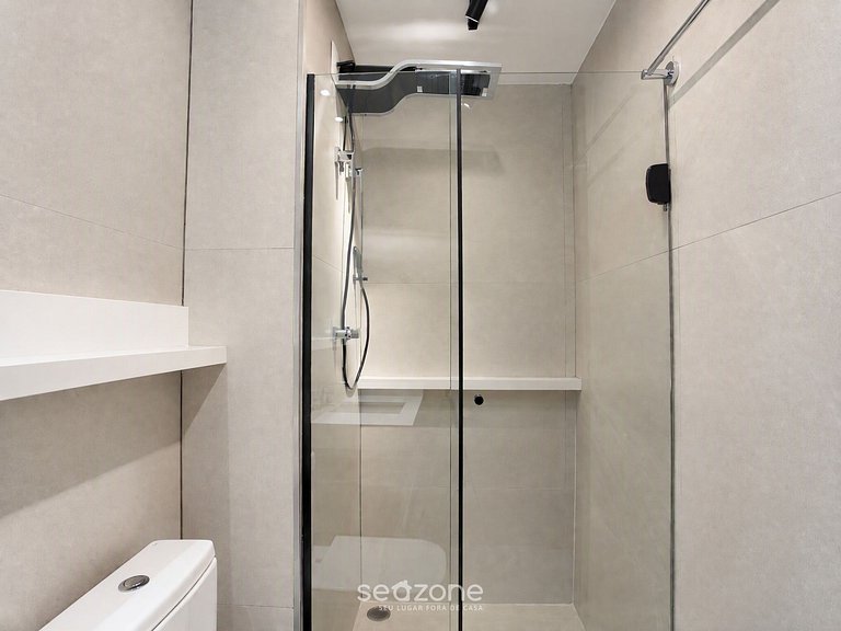 Apto. Bien ubicado en Condo. c/ Piscina EQP0404