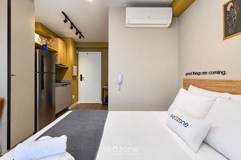 Studio Bem localizado em Cond. c/ Piscina MVO2402