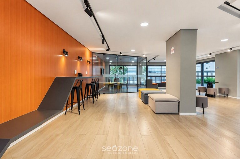 Studio bien ubicado en Condo. c/ Piscina MVO2402
