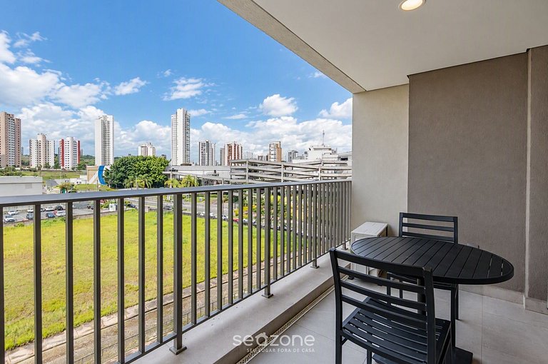 Studio Bien ubicado en Condo. c/ Piscina AET613