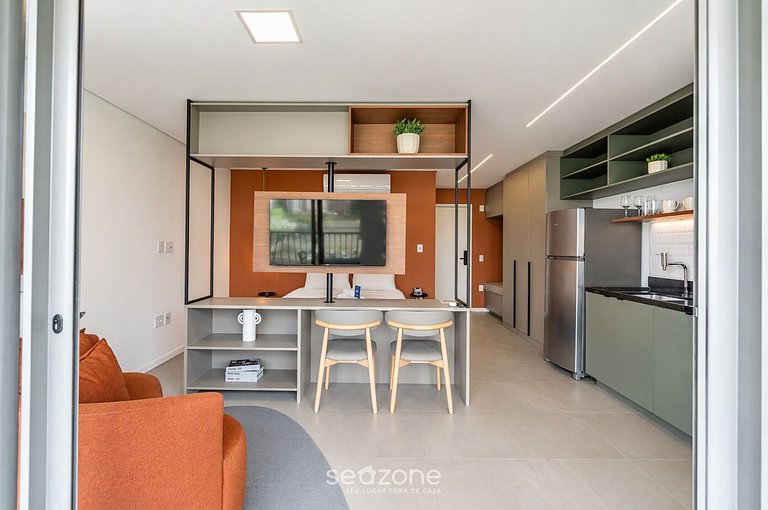 Studio Bien ubicado en Condo. c/ Piscina AET613
