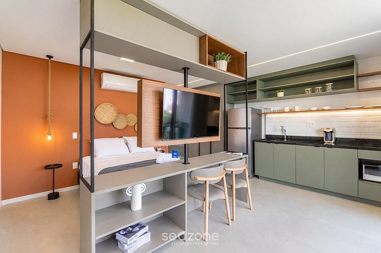 Studio Bem localizado em Cond. c/ Piscina AET613