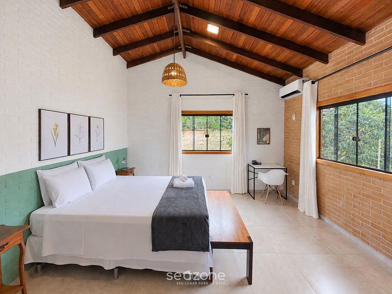 Casa c/ Piscina Priv. e Churrasq. MGA0028