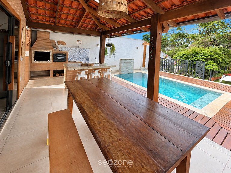 Casa c/ Piscina Priv. e Churrasq. MGA0028