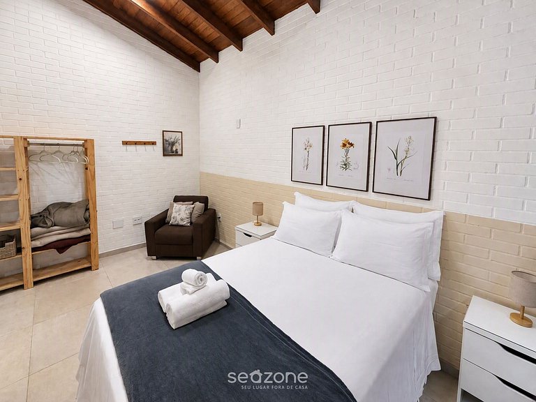 Casa c/ piscina priv. y parr. MGA0028