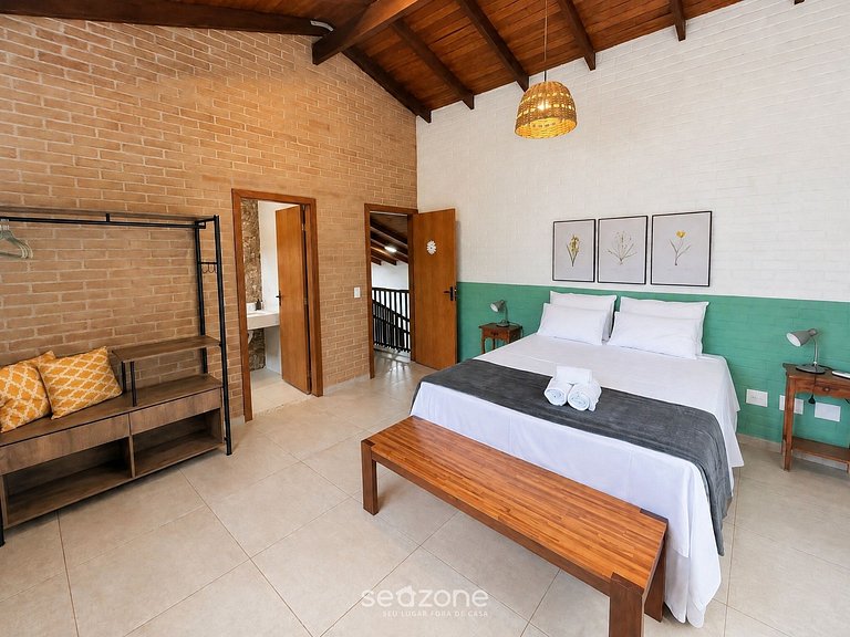 Casa c/ piscina priv. y parr. MGA0028