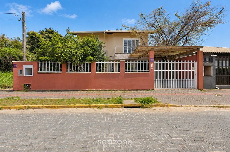 Casa c/ churrasq. a 820m da Praia AAI0209